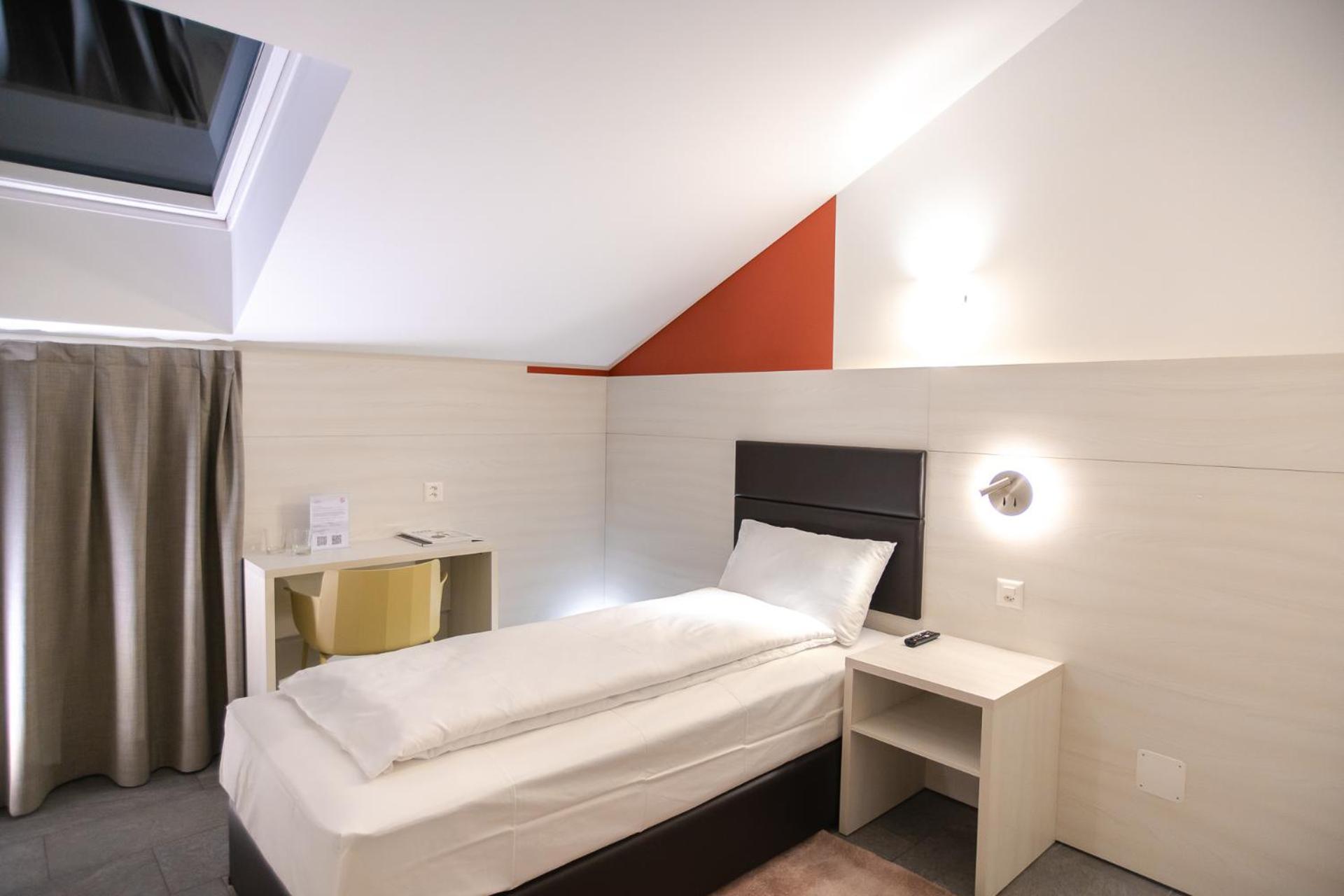 Miralago Locarno Easy Rooms Muralto Pokoj fotografie