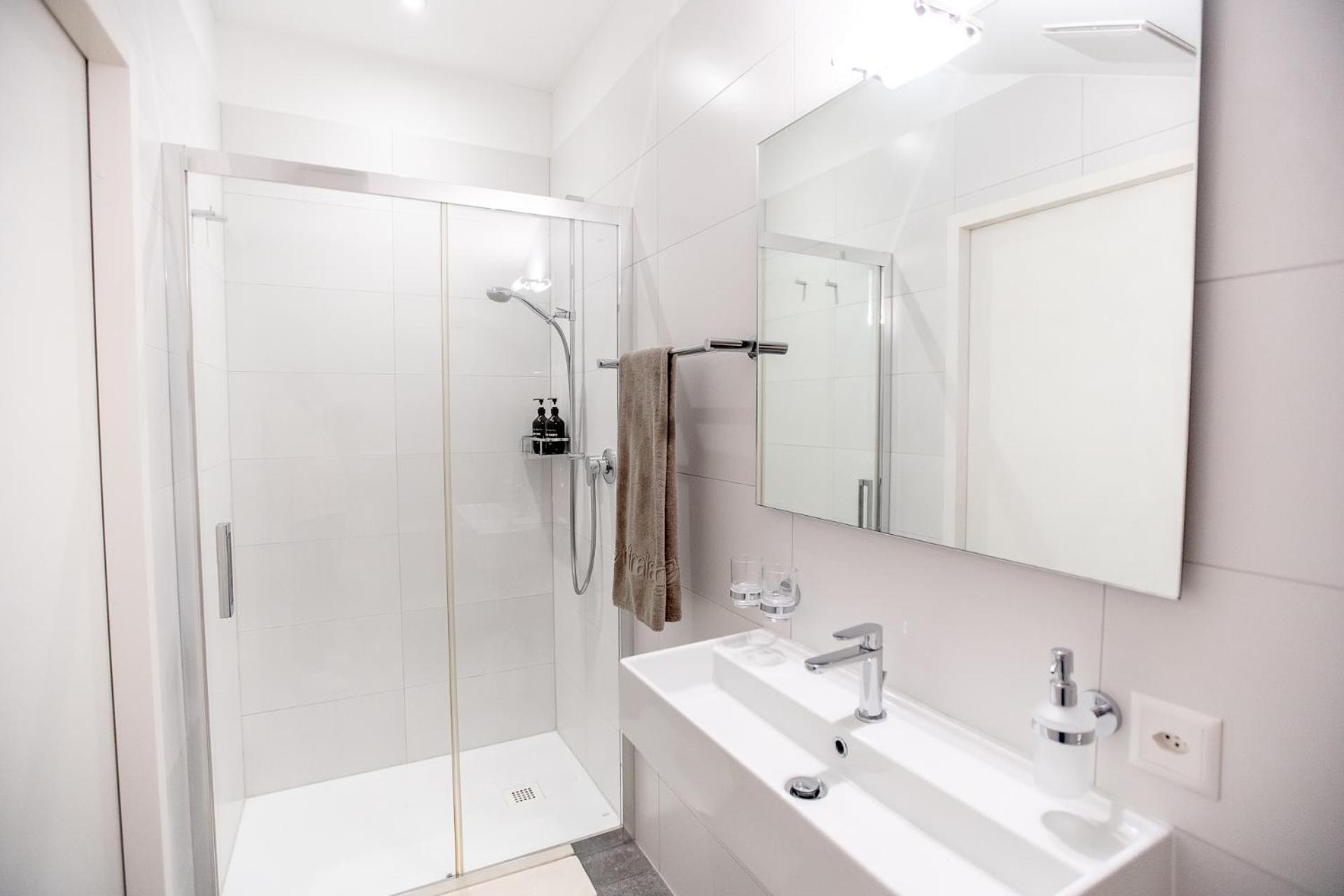 Miralago Locarno Easy Rooms Muralto Pokoj fotografie